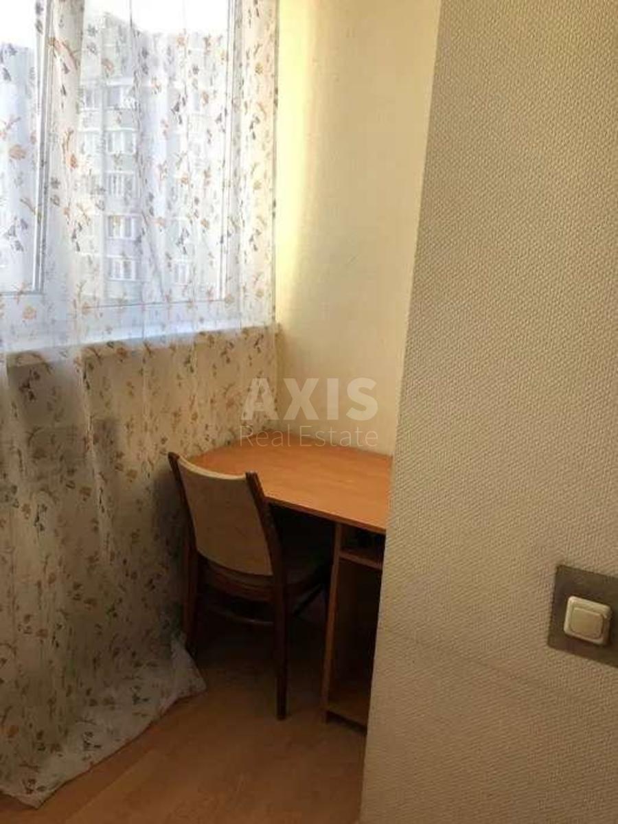 3k apartment vul. Knjazhyj Zaton 143