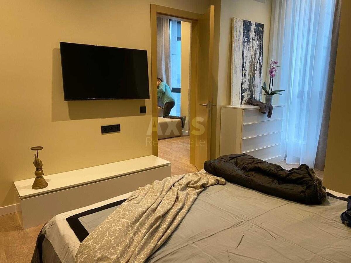1k apartment vul. Antonovycha 442