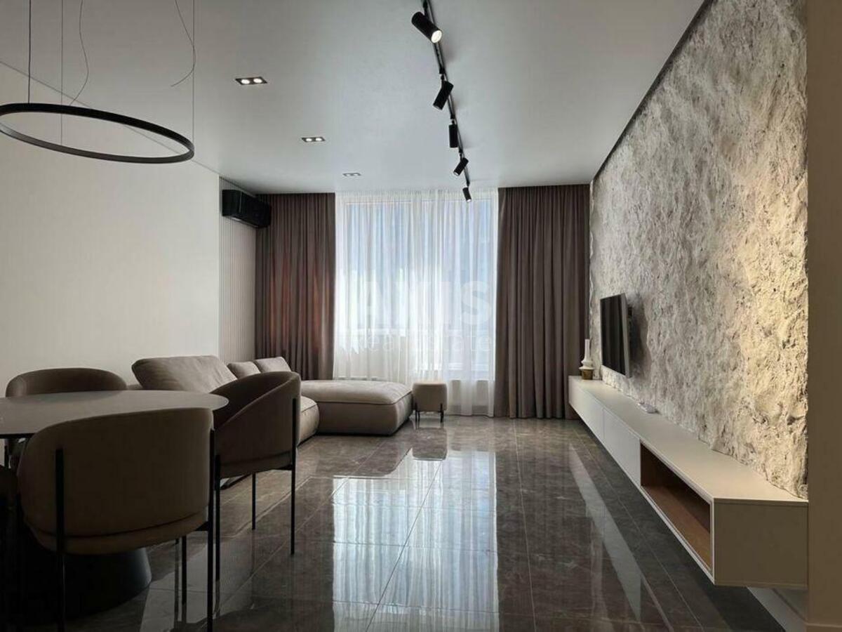 2k apartment vul. Kikvidze 4110