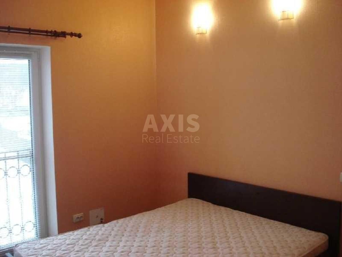 House vul. Prodol'na 1-a, 270m2, Kyiv city625469