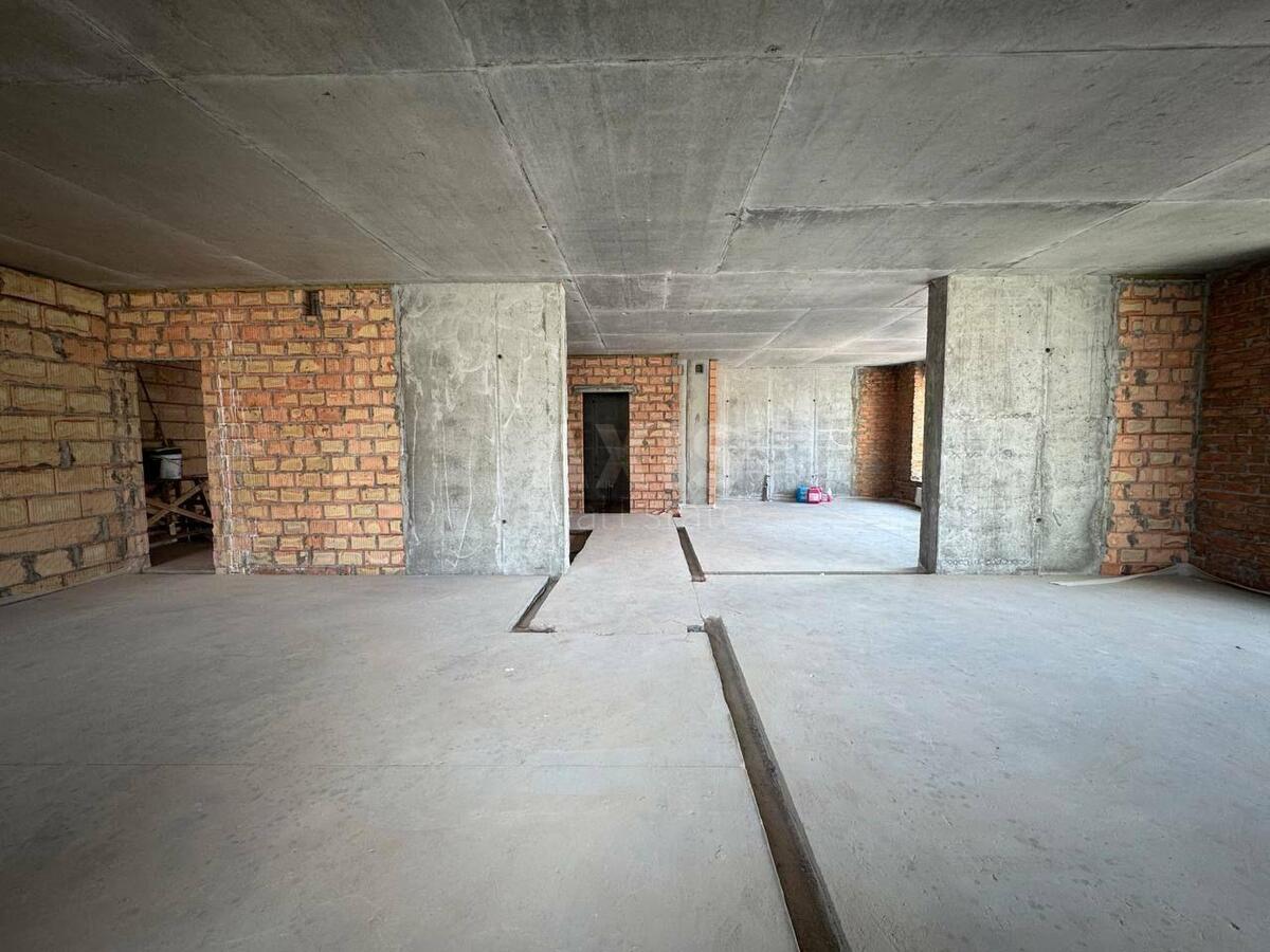 4k apartment vul. Antonovycha 109583261