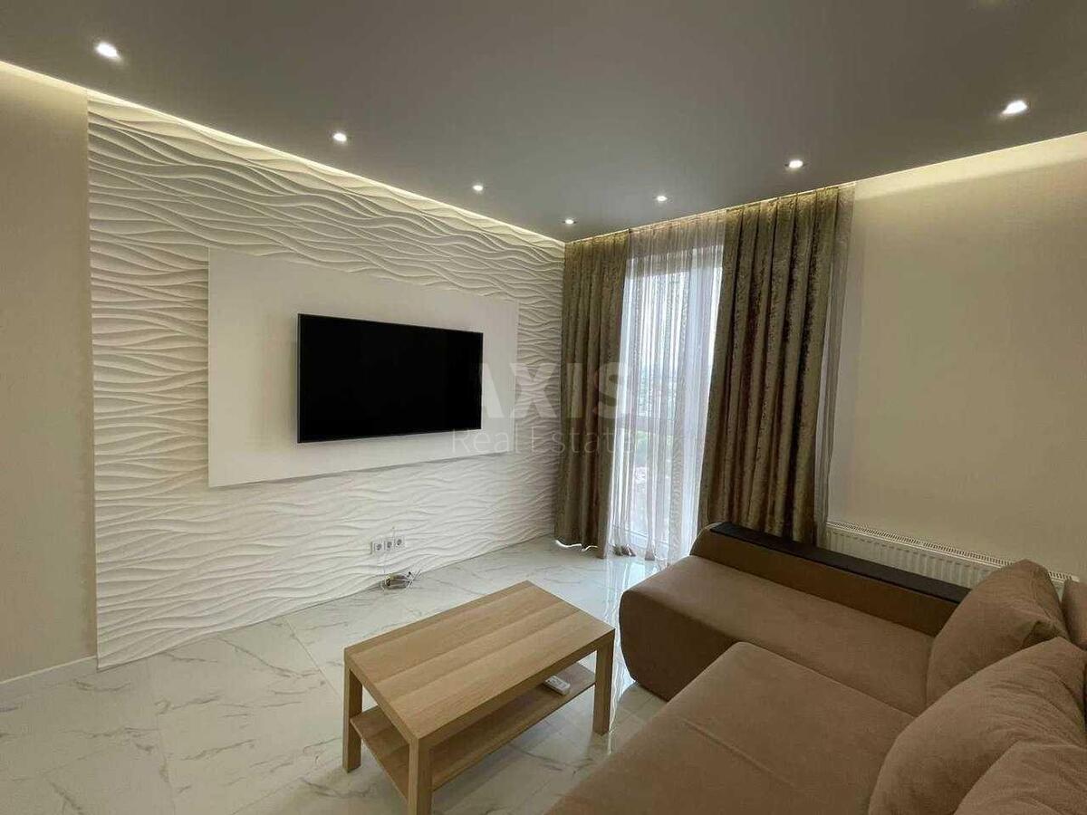 1k apartment pr-t Vidradnyj 2626573