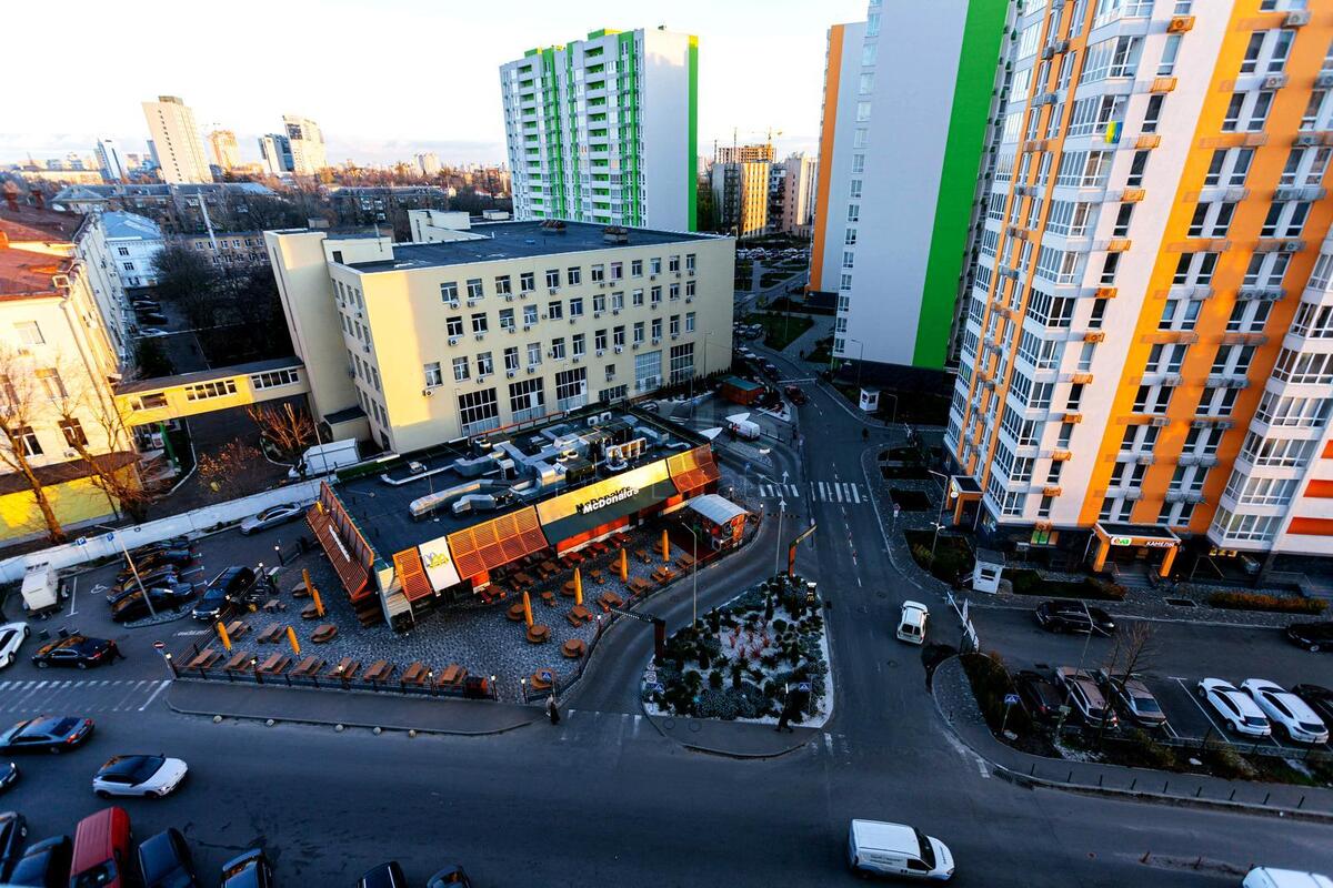 4к квартира пр-т Берестейский 676234214