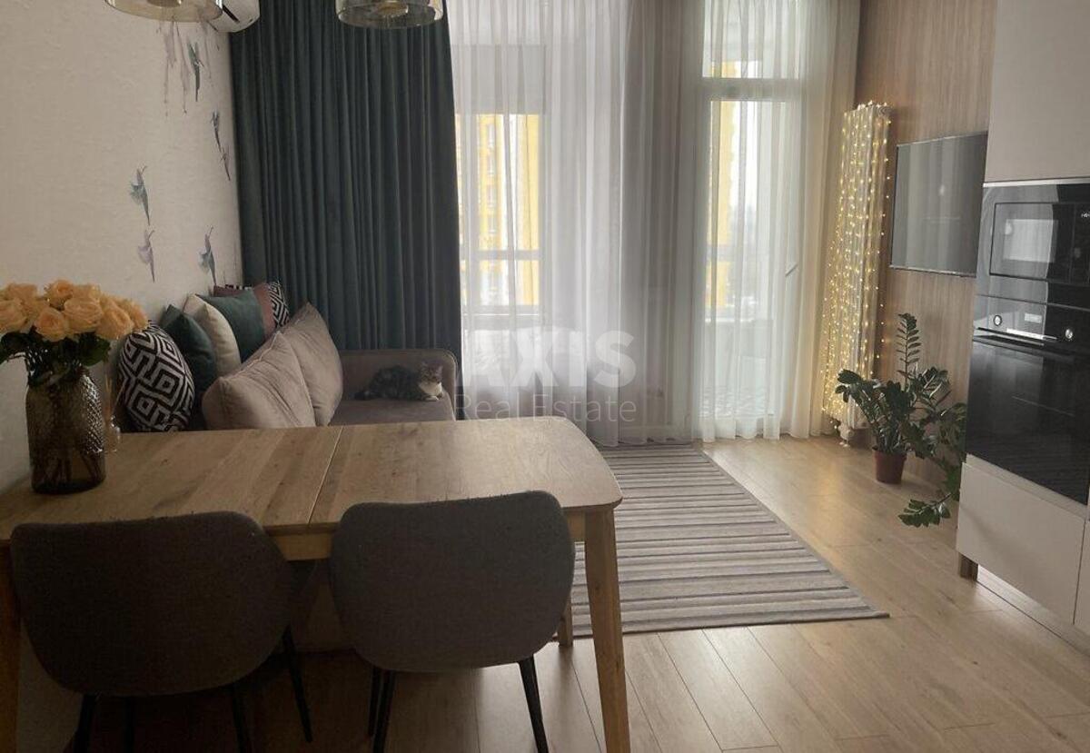 1k apartment vul. Kahovs'ka 601
