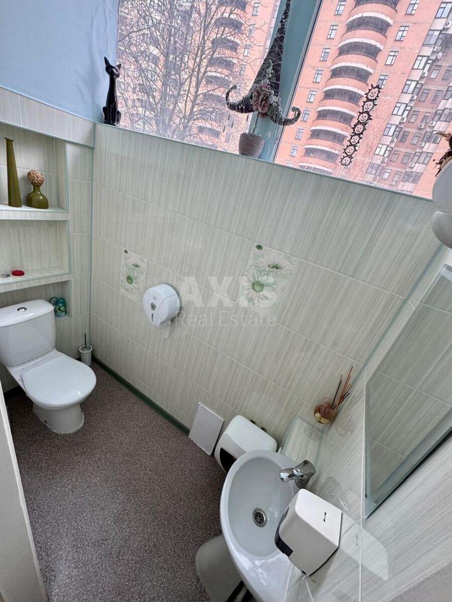 Office bul. Lesi Ukrai'nky 21А, 68m2621026