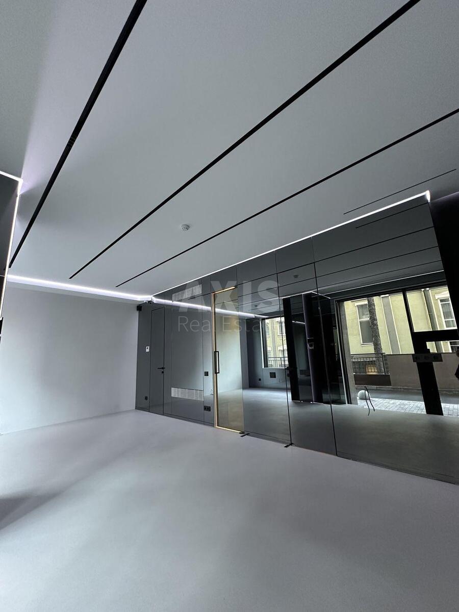 Объект торговли ул. Василия Тютюнника 28А, 55м2636312