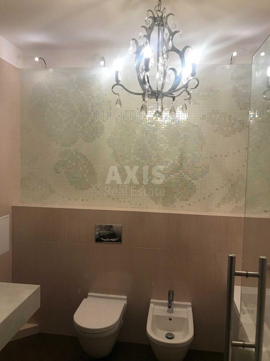 4k apartment vul. Knjazhyj Zaton 217
