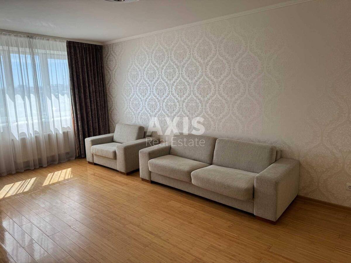 2k apartment vul. Golosii'vs'ka 132