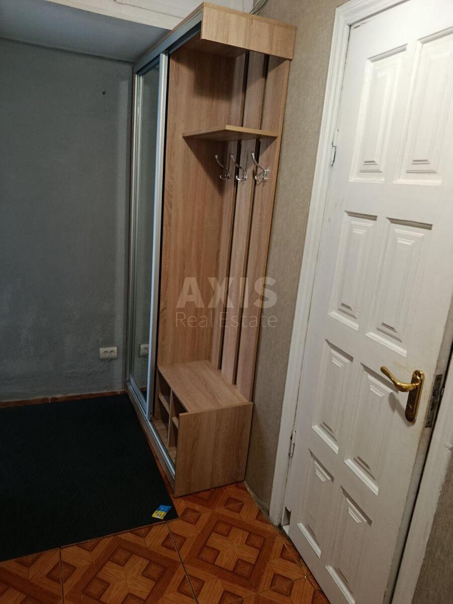 1к квартира ул. Набережно-Крещатицкая 353