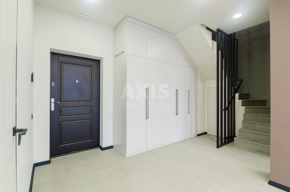 Office vul. Antonovycha 109, 172m211