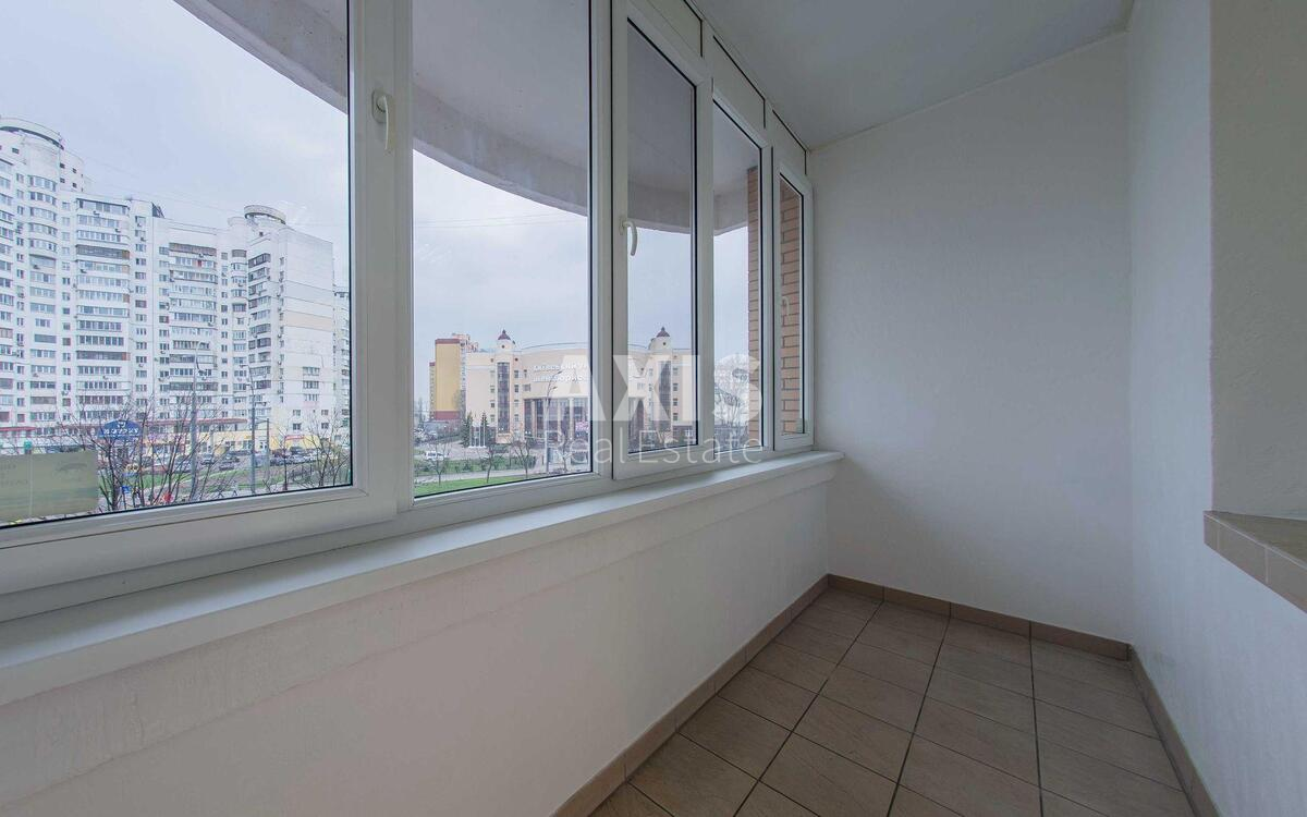 Office vul. Levka Lukyanenka 21, 145m2592454