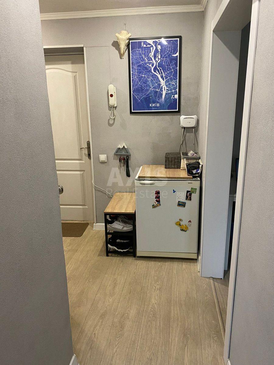 1k apartment vul. Zhyljans'ka 456