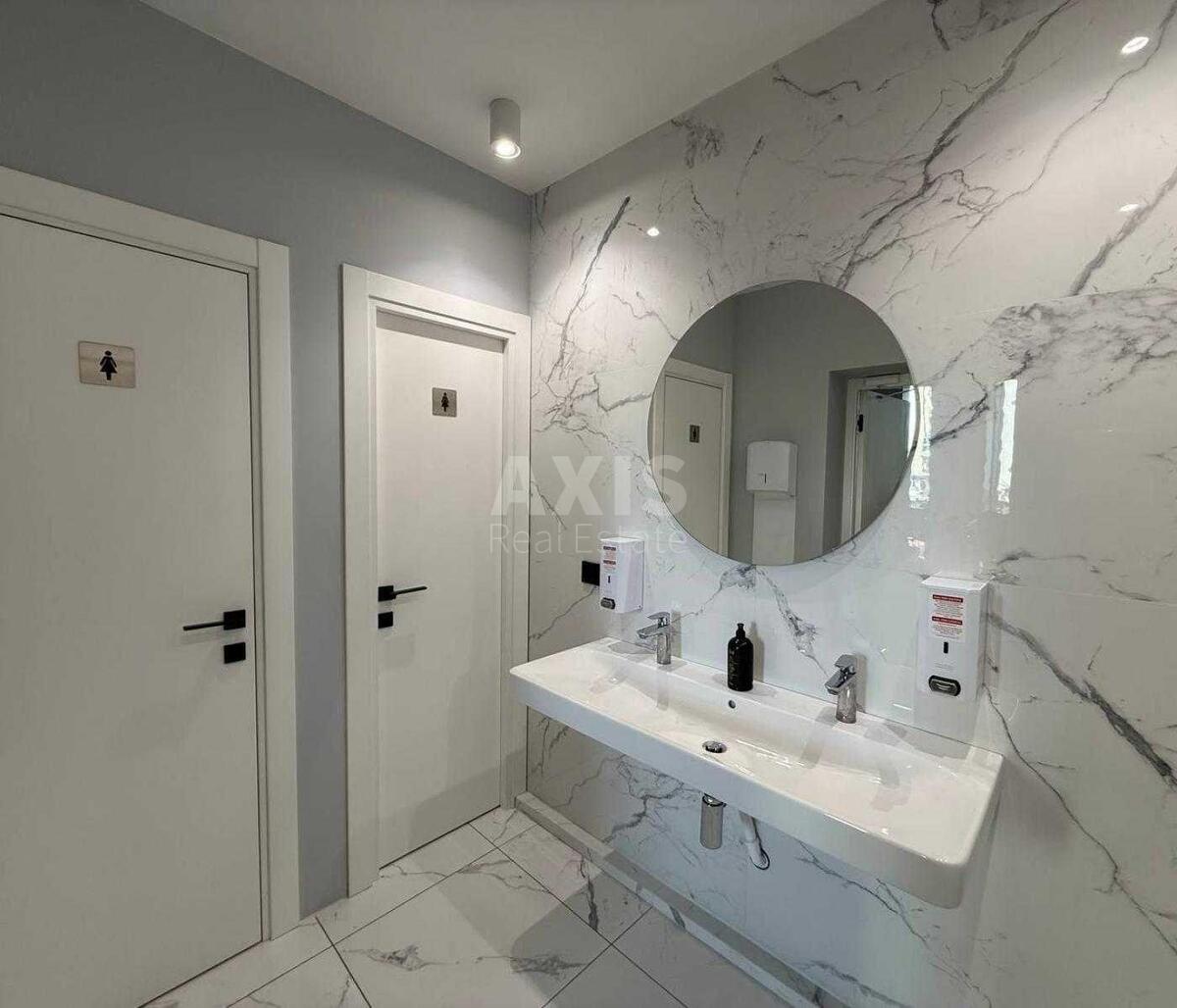 Office vul. Antonovycha 74, 680m26026914