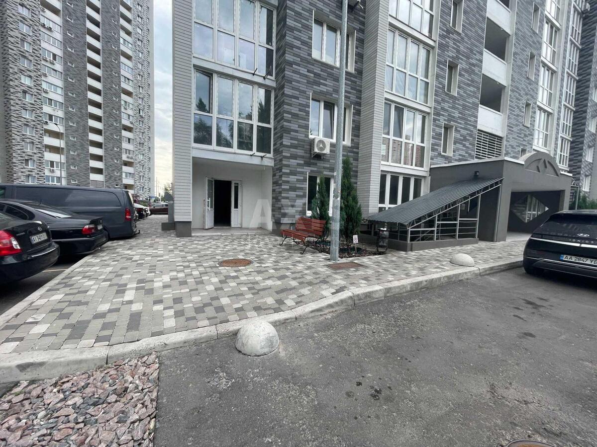 Объект торговли ул. Ревуцкого 54Б, 97м260353