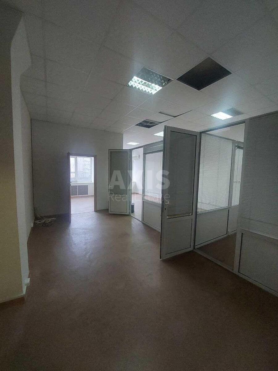 Офіс вул. Кутузова 18/7, 50м2