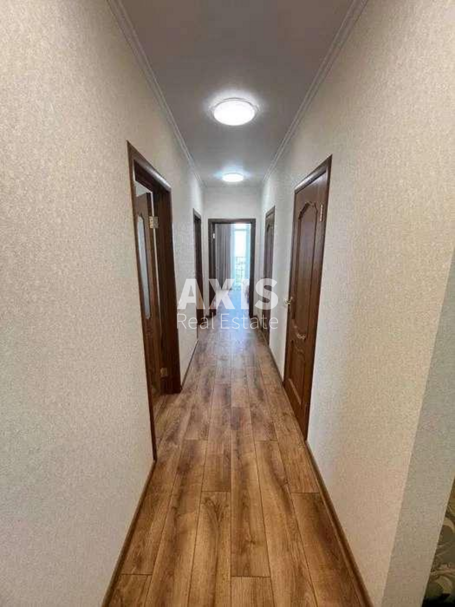 2k apartment vul. Sim'i' Kul'zhenkiv 337