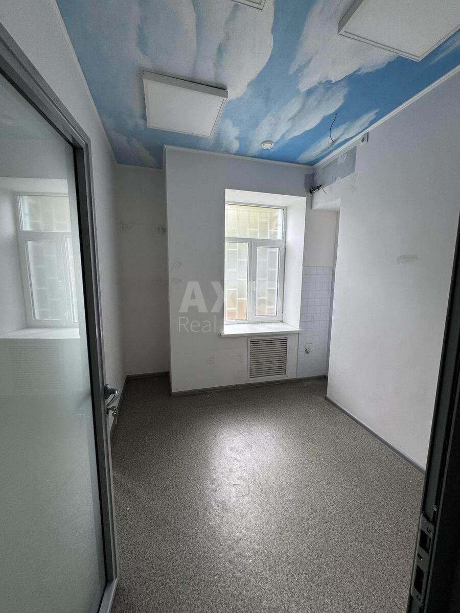 Office vul. Grushevs'kogo Myhajla 28/2, 52m259892