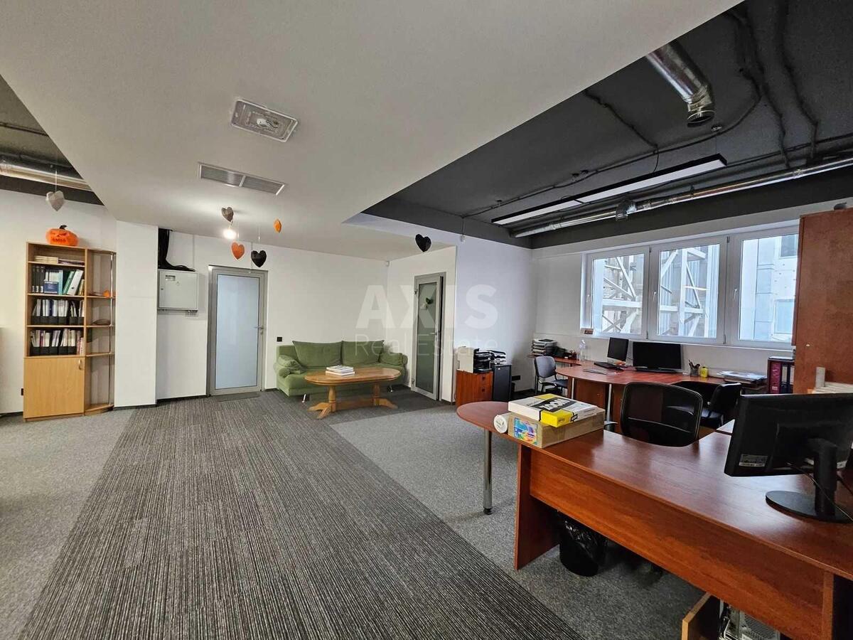 Office shose Harkivs'ke 19, 139m2599334