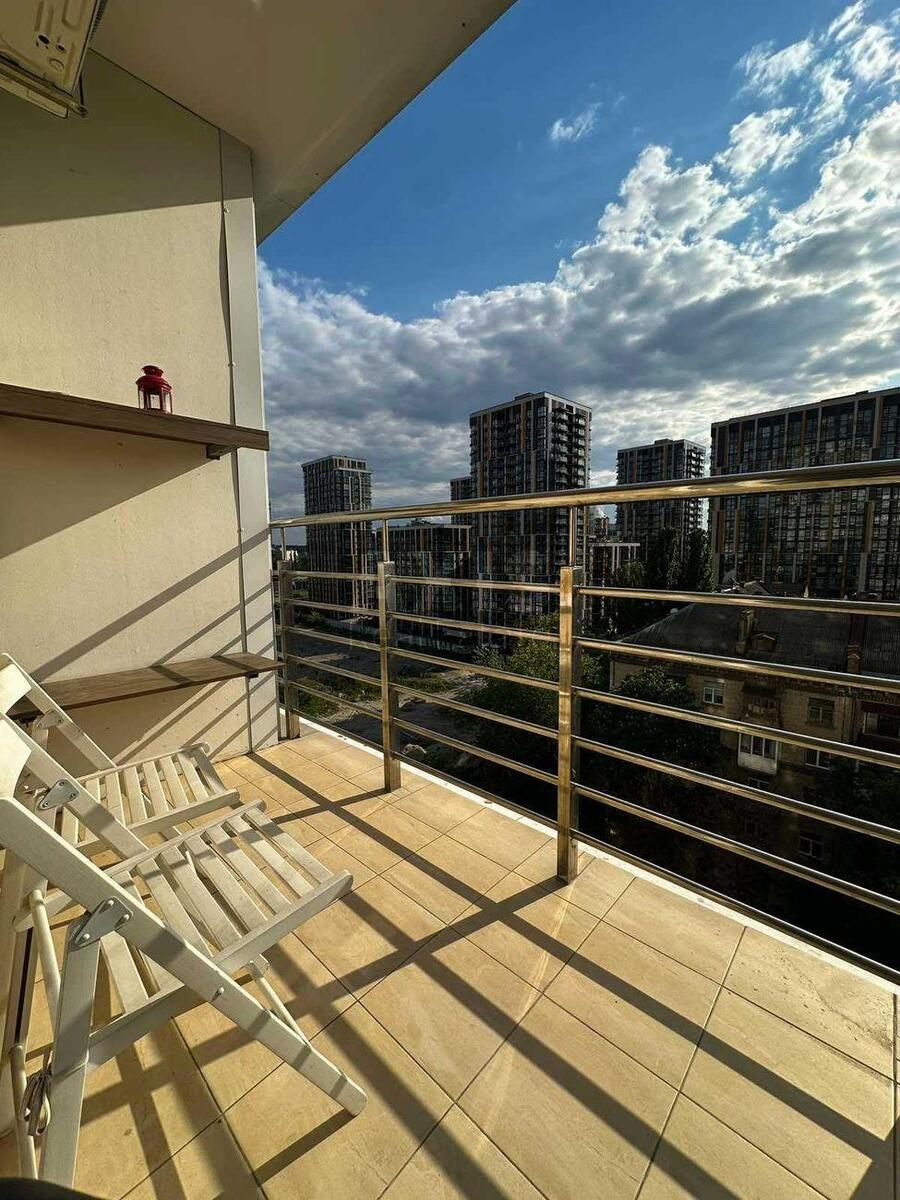 1k apartment vul. Barbjusa Anri 52/110