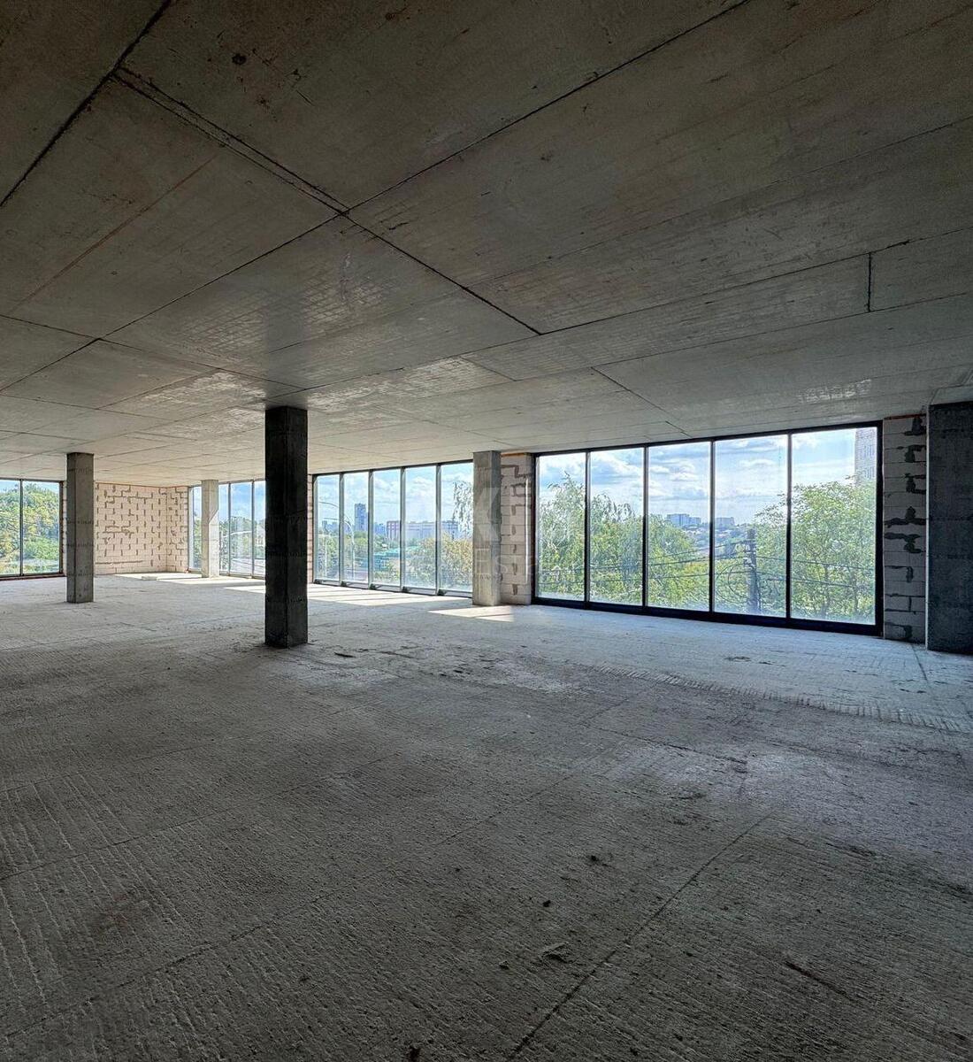 Trade object pr-t Lobanovs'kogo 96, 1057m2607953