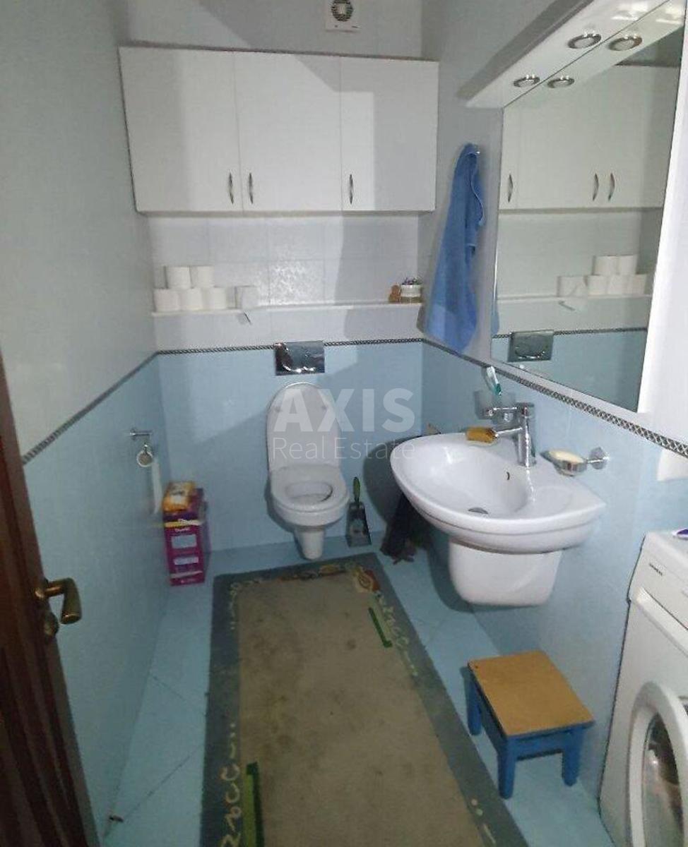 3k apartment vul. Turgenjevs'ka 52/582