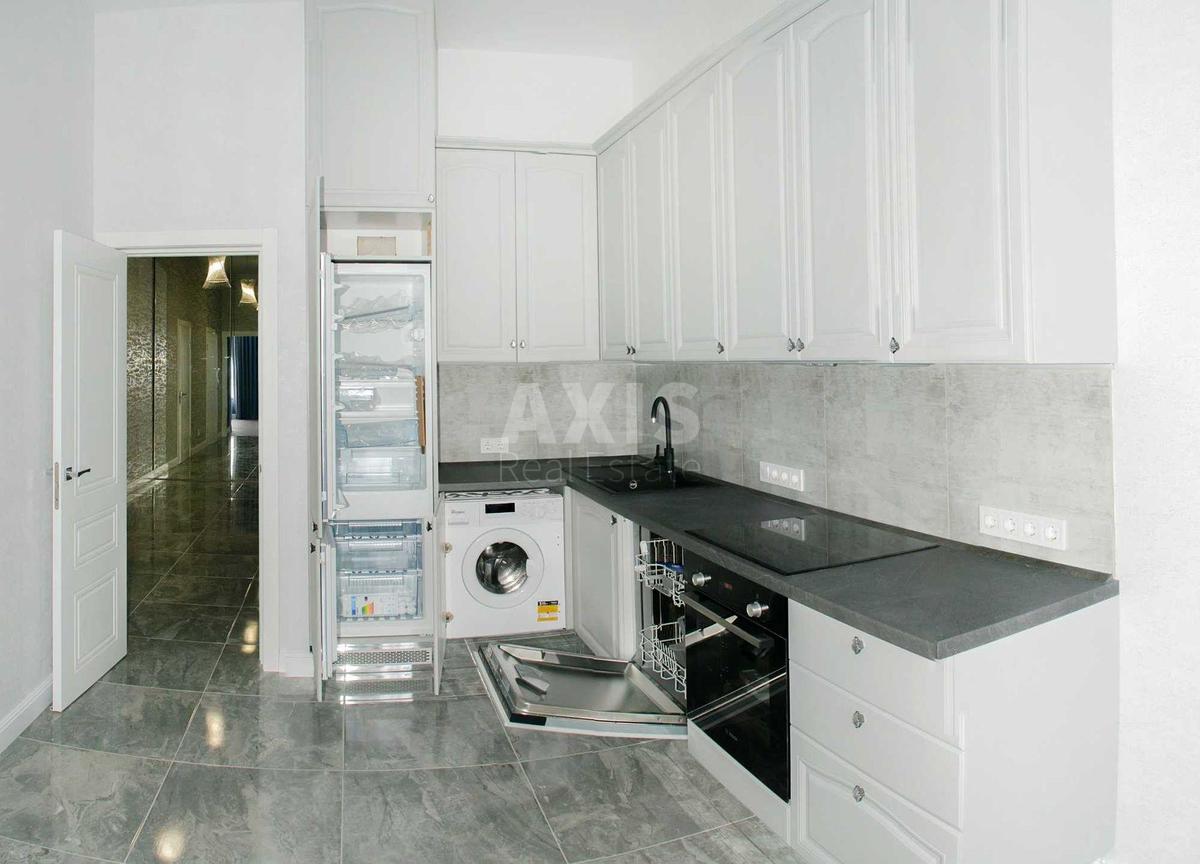 3к квартира ул. Соломенская 20А4
