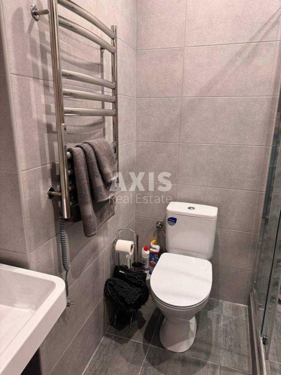 1k apartment vul. Revuc'kogo 40Б15