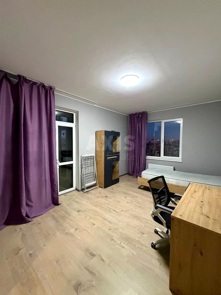 3к квартира ул. Кустанайская 13616637