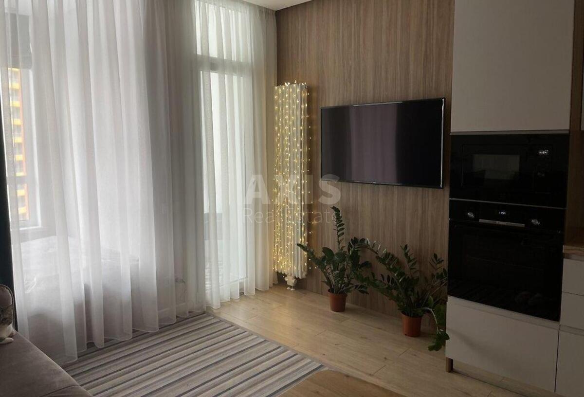 1k apartment vul. Kahovs'ka 602