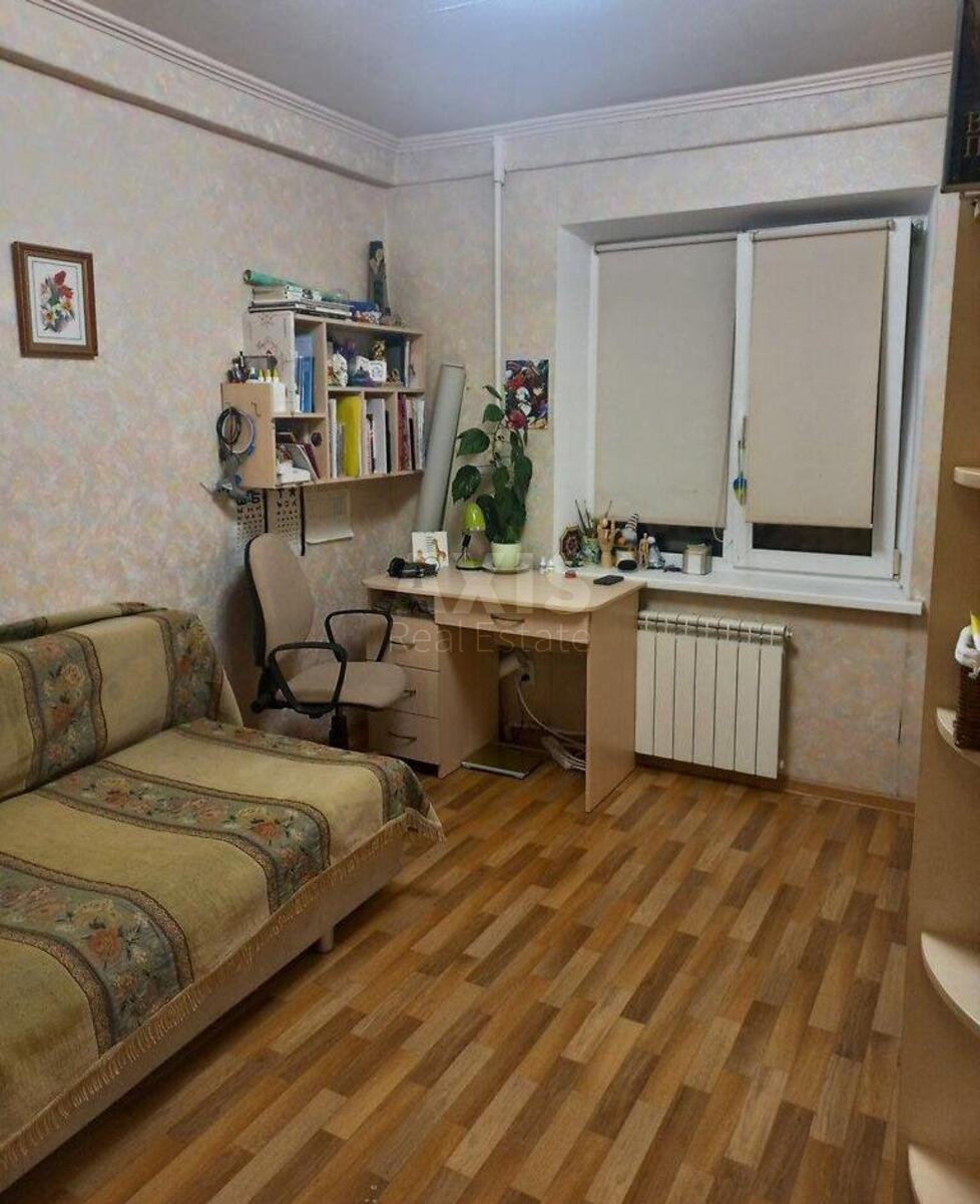 2k apartment vul. Miljutenka 10А
