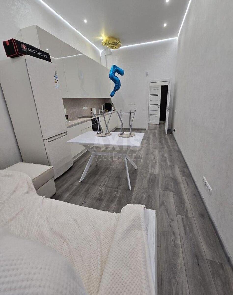 1k apartment vul. Oleksandra Olesja 10/2577551