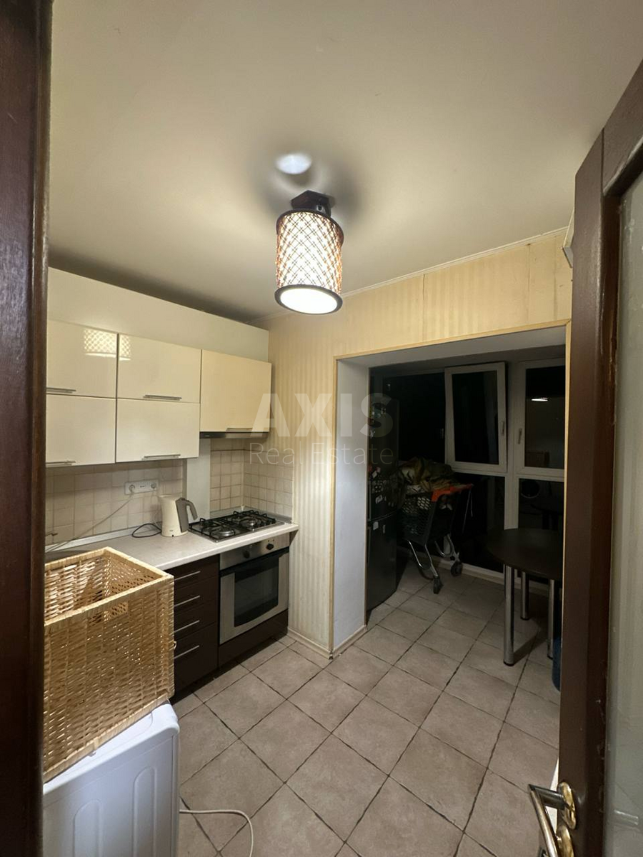 1k apartment vul. Barbjusa Anri 56/2