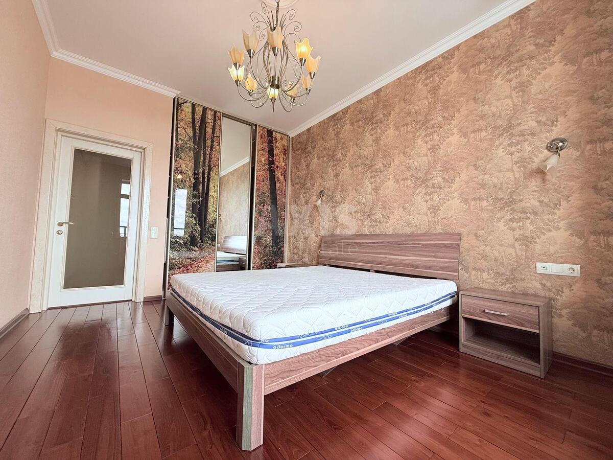 3k apartment vul. Obolons'ka naberezhna 1580201