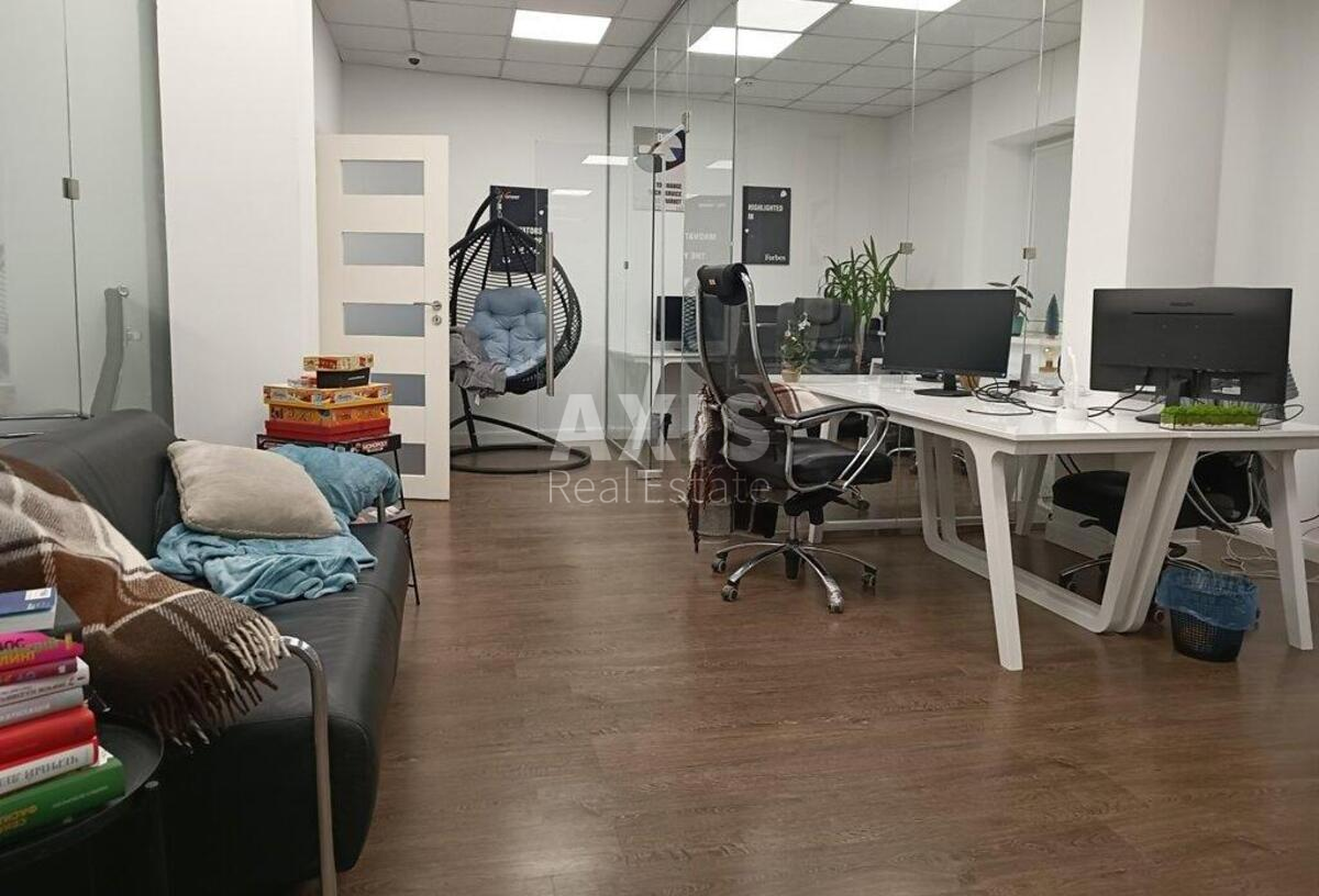 Офис ул. Василия Тютюнника 5А, 91м2537256