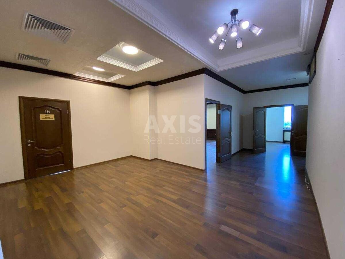 Office prov. Hrestovyj 2А, 507m2592434