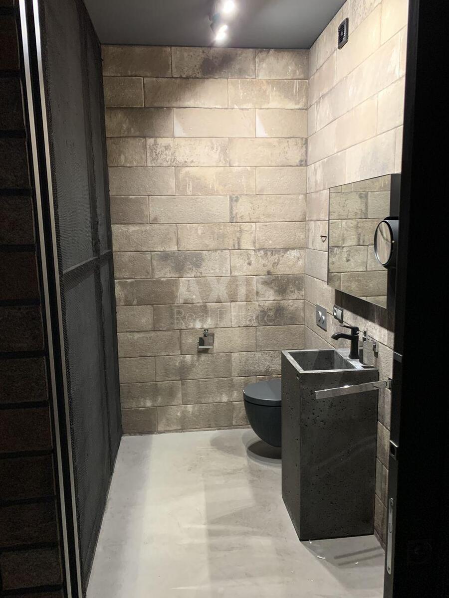 Office vul. Chornovola V'jacheslava 29А, 90m25