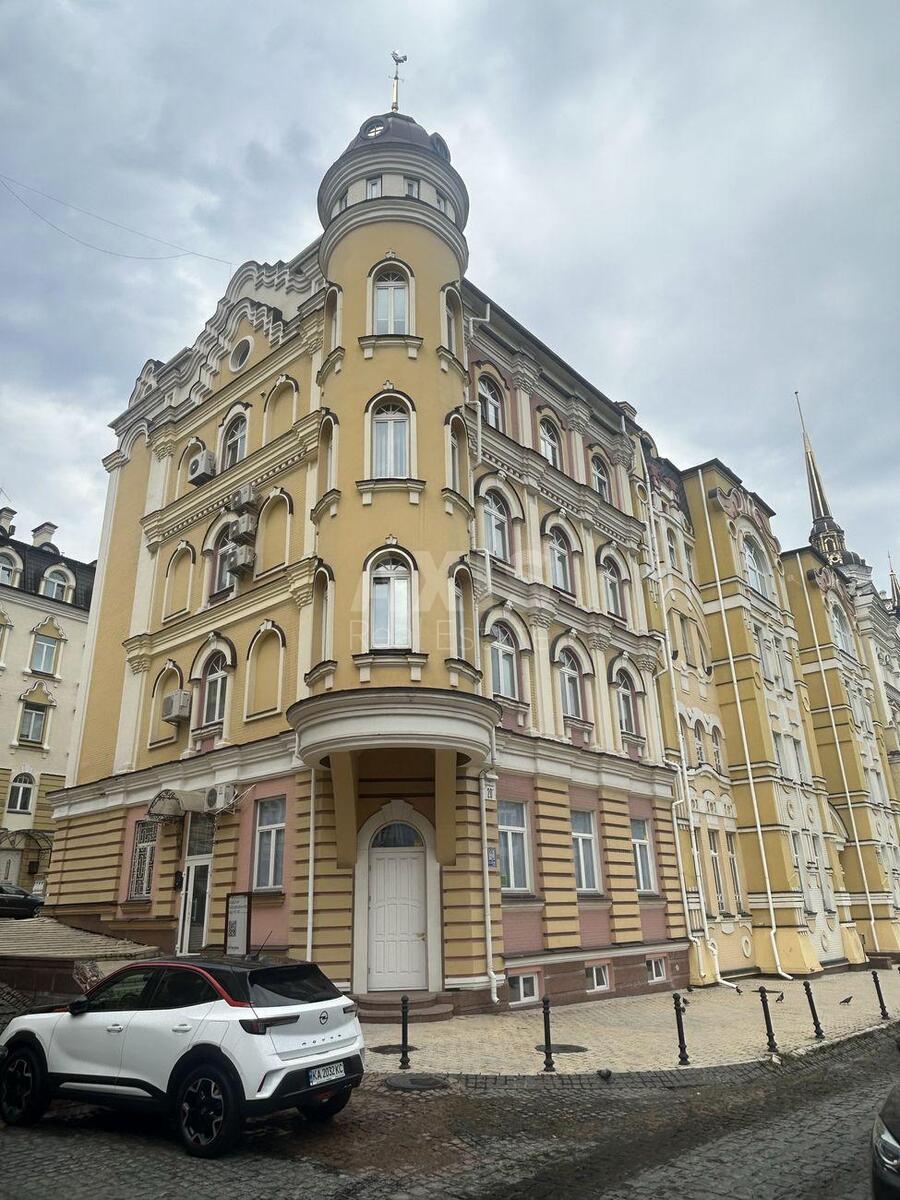Office vul. Verhnij Val 2, 110m2