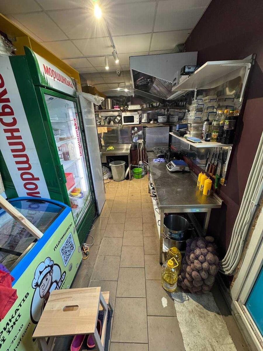 Trade object vul. Central'na 21, 57m23
