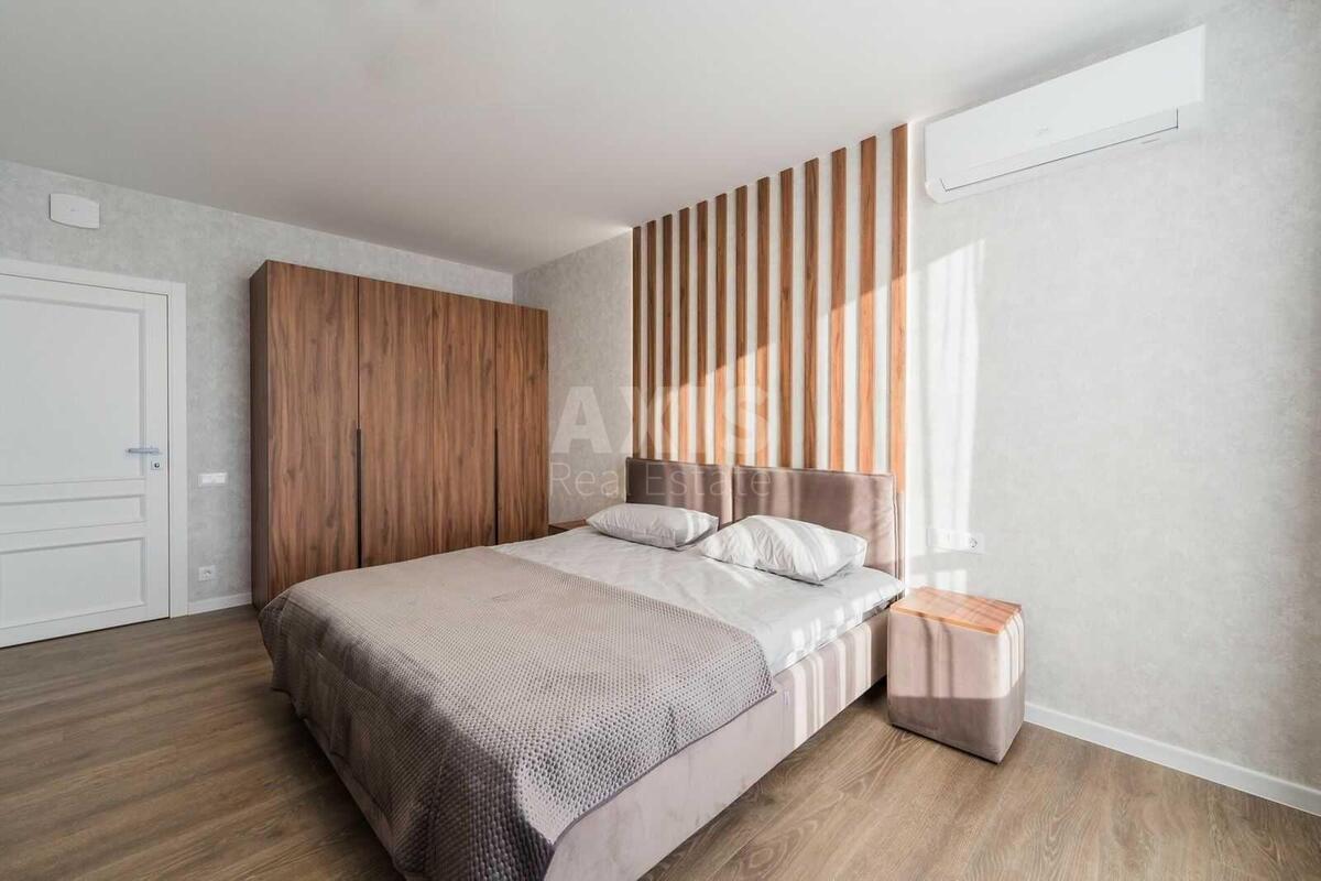 3k apartment vul. Glybochyc'ka 733