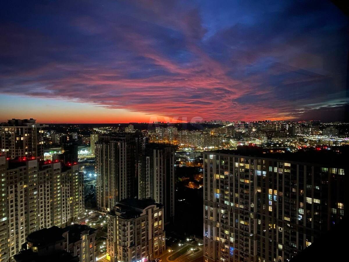 3k apartment vul. Dragomyrova Myhajla 14Б7