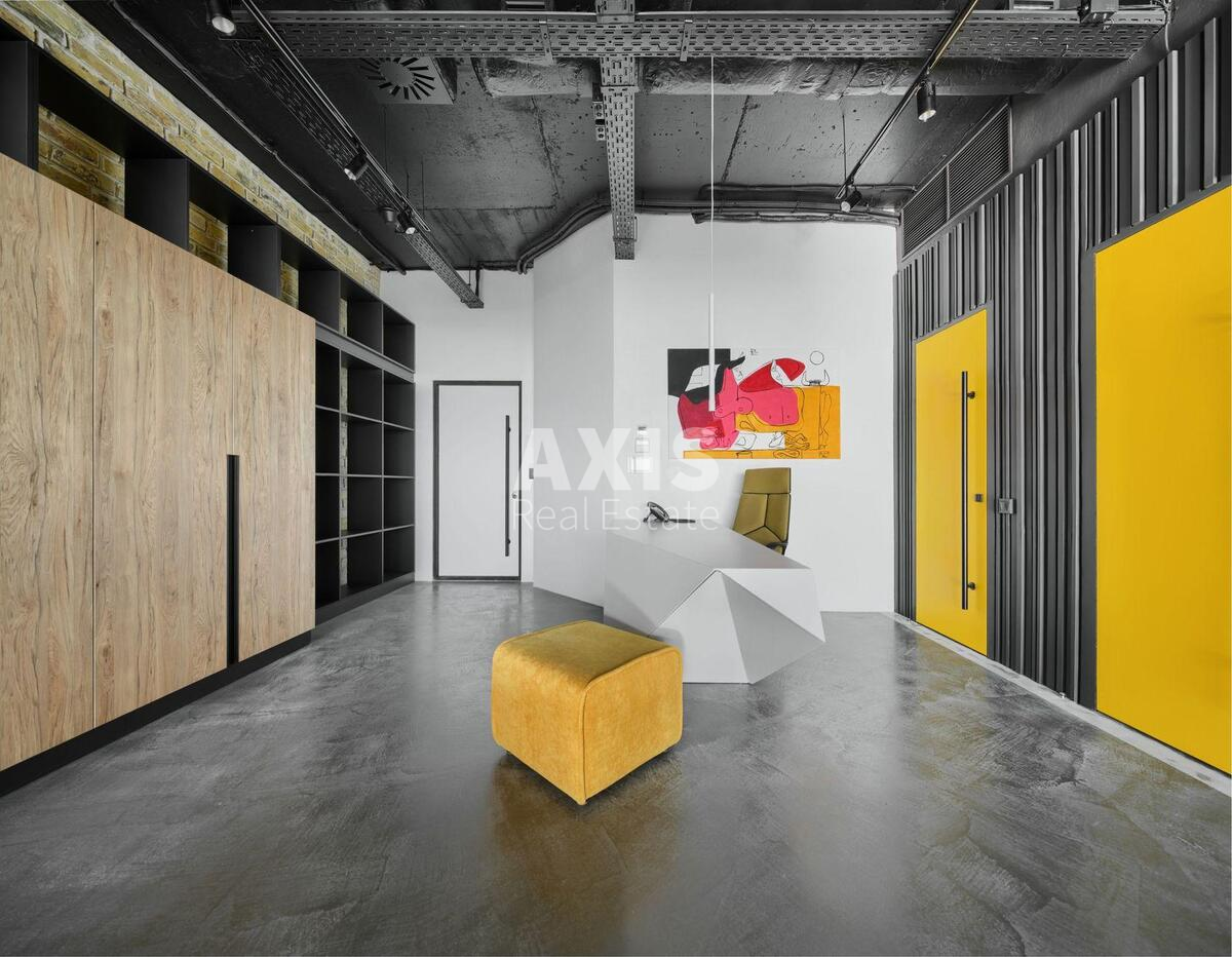 Office uzv. Klovs'kyj 7, 100m28