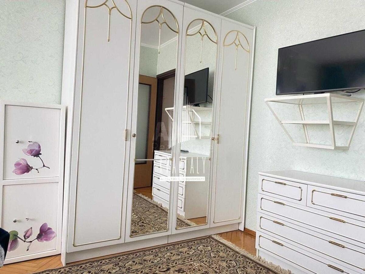 4k apartment vul. Puljuja Ivana 1А1