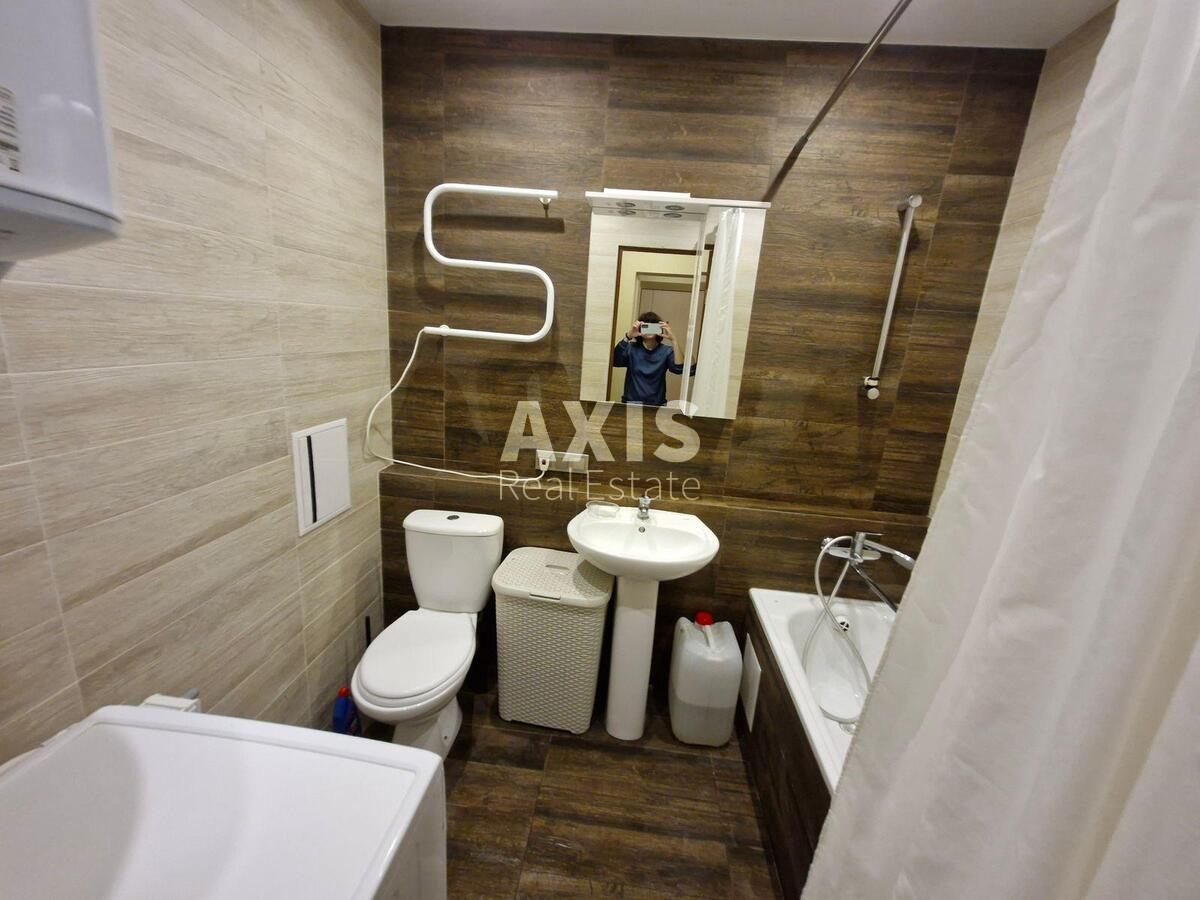 1k apartment vul. Rusovoi' Sofii' 37