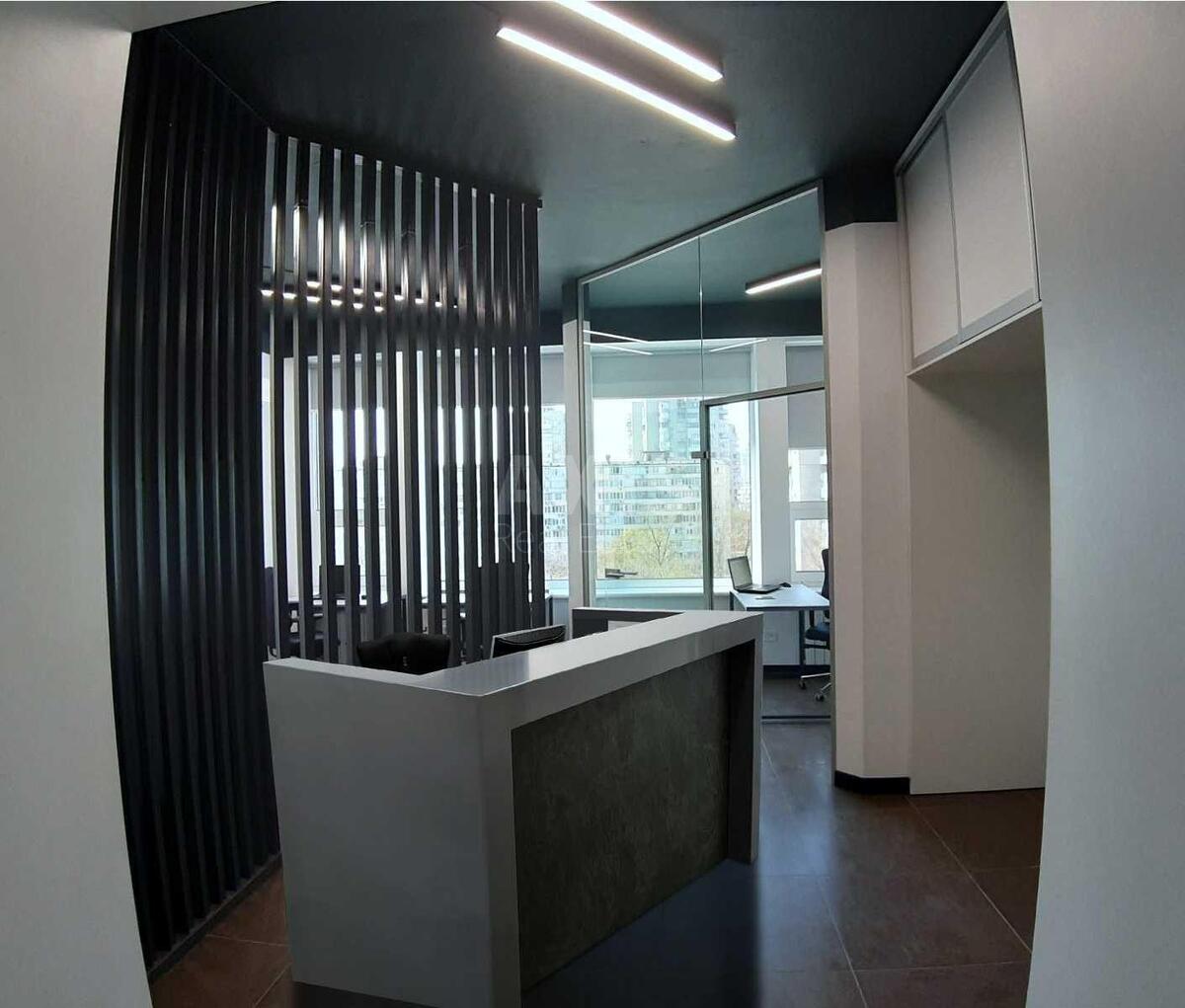 Офис ул. Сверстюка Евгения 11Б, 32м20