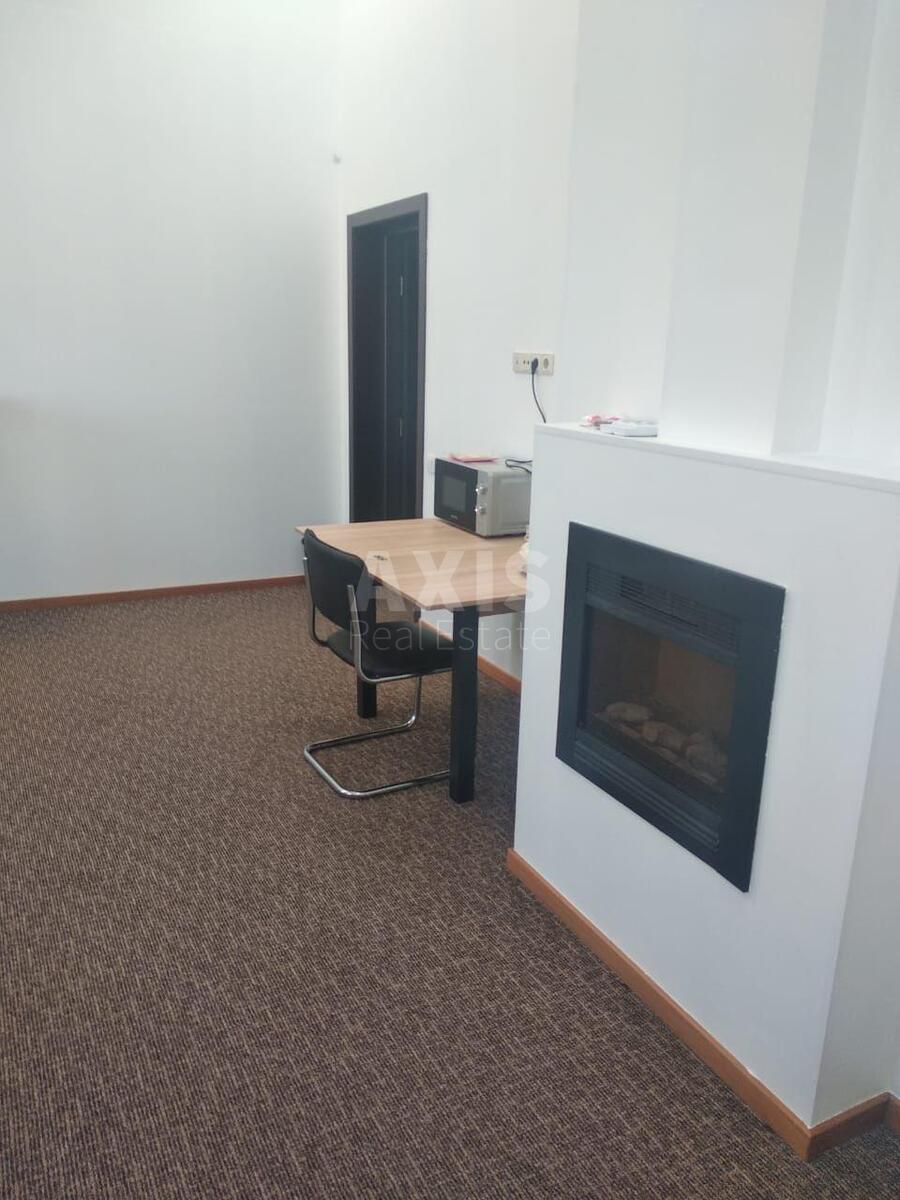 Office vul. Shhekavyc'ka 30/39, 218m29