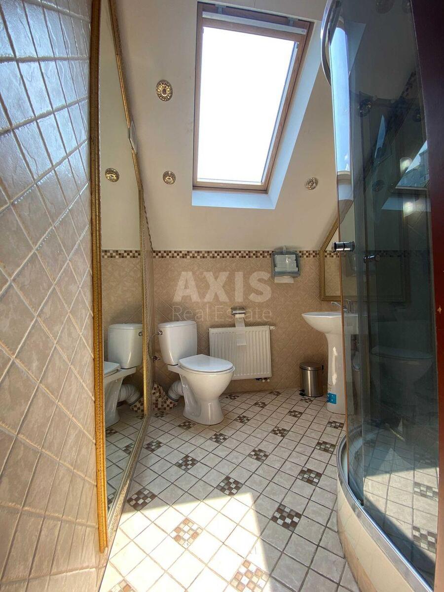 Office prov. Kolomyjs'kyj 20, 51m26