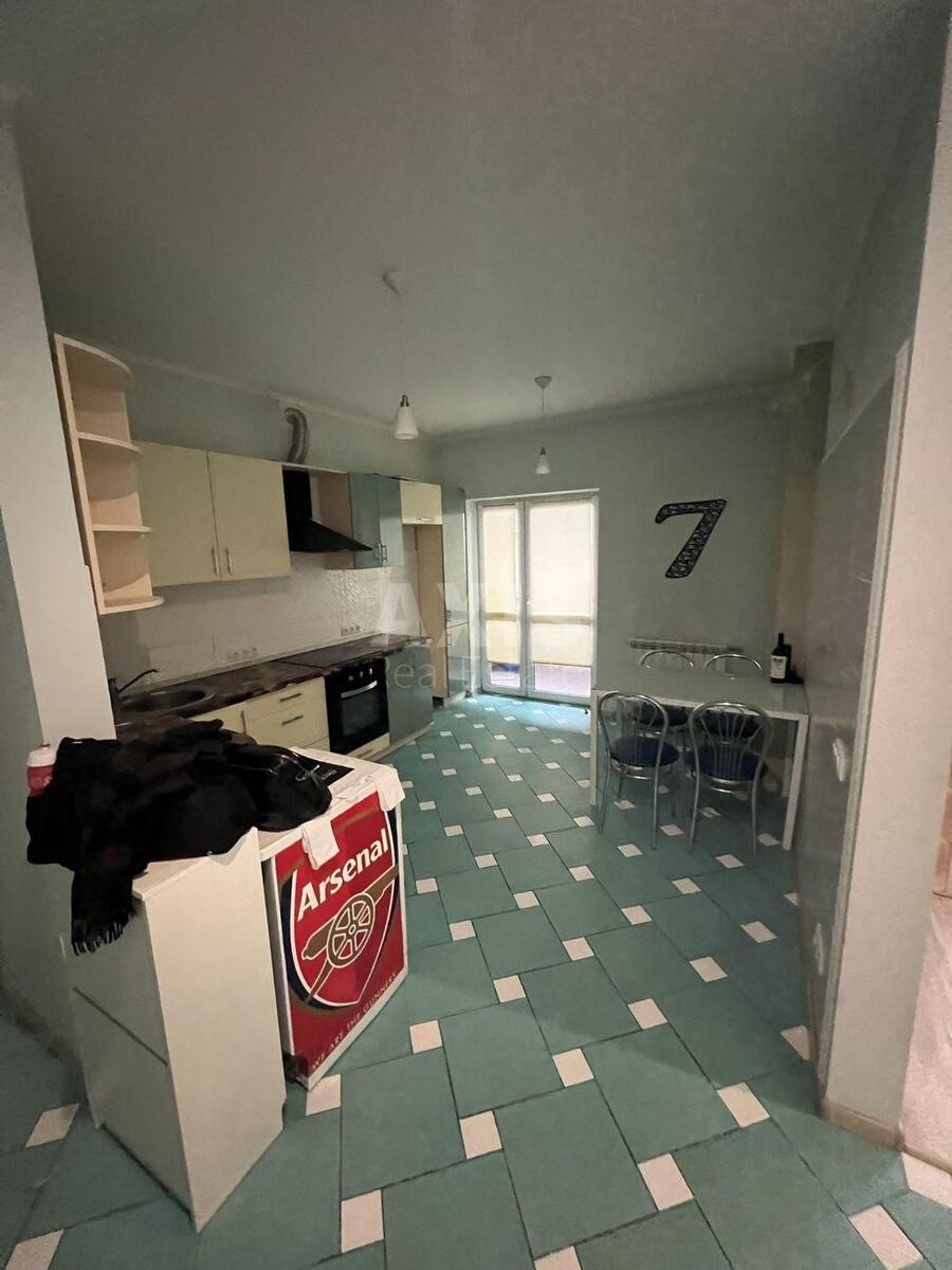 2k apartment vul. Zaval'na 10В