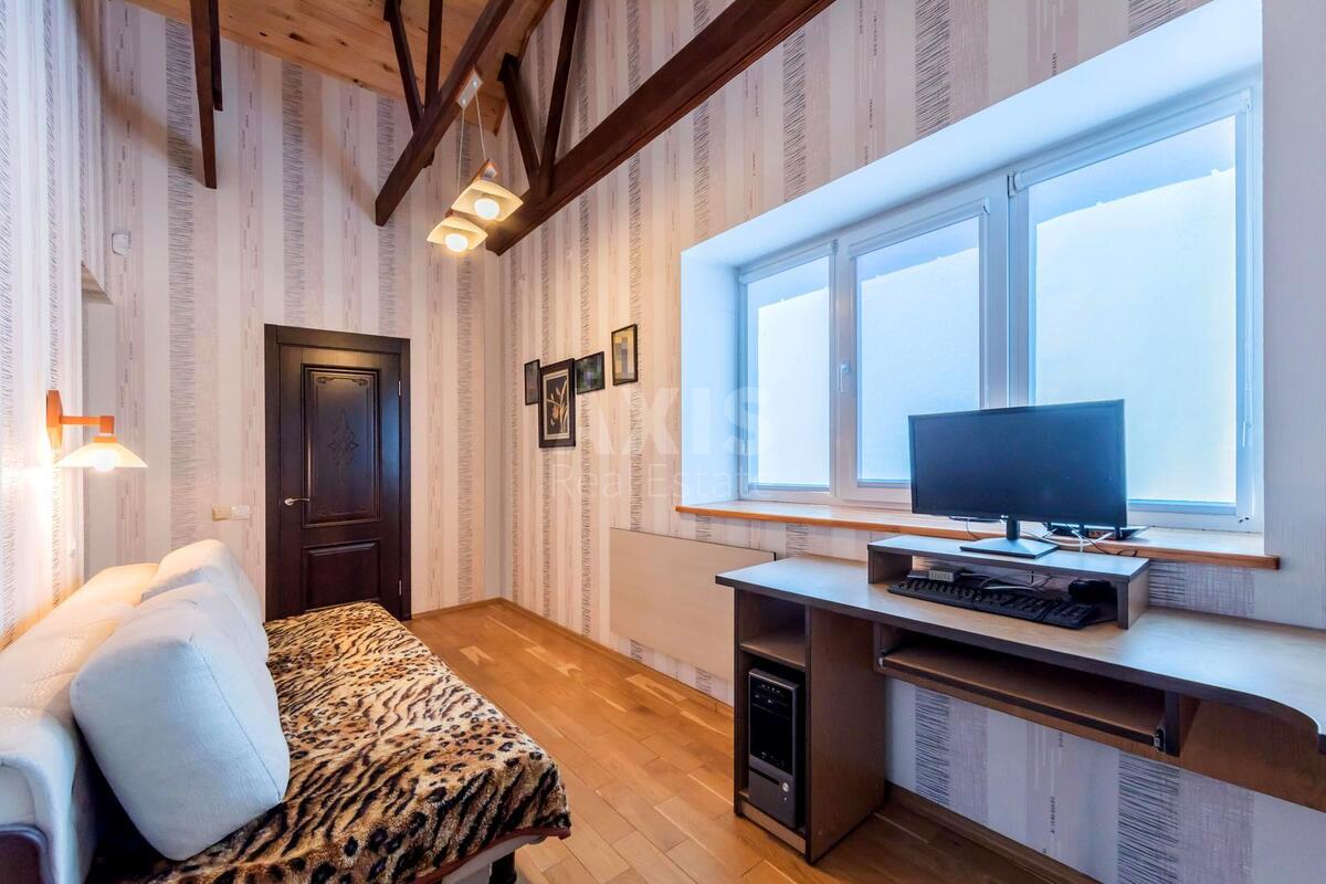 House prov. Pivnichnyj, 196m2, Kyiv city6152511