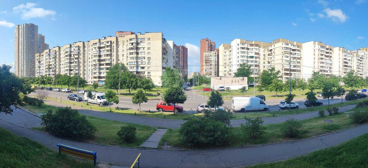 Service object vul. Dragomanova 17, 65000m2571261