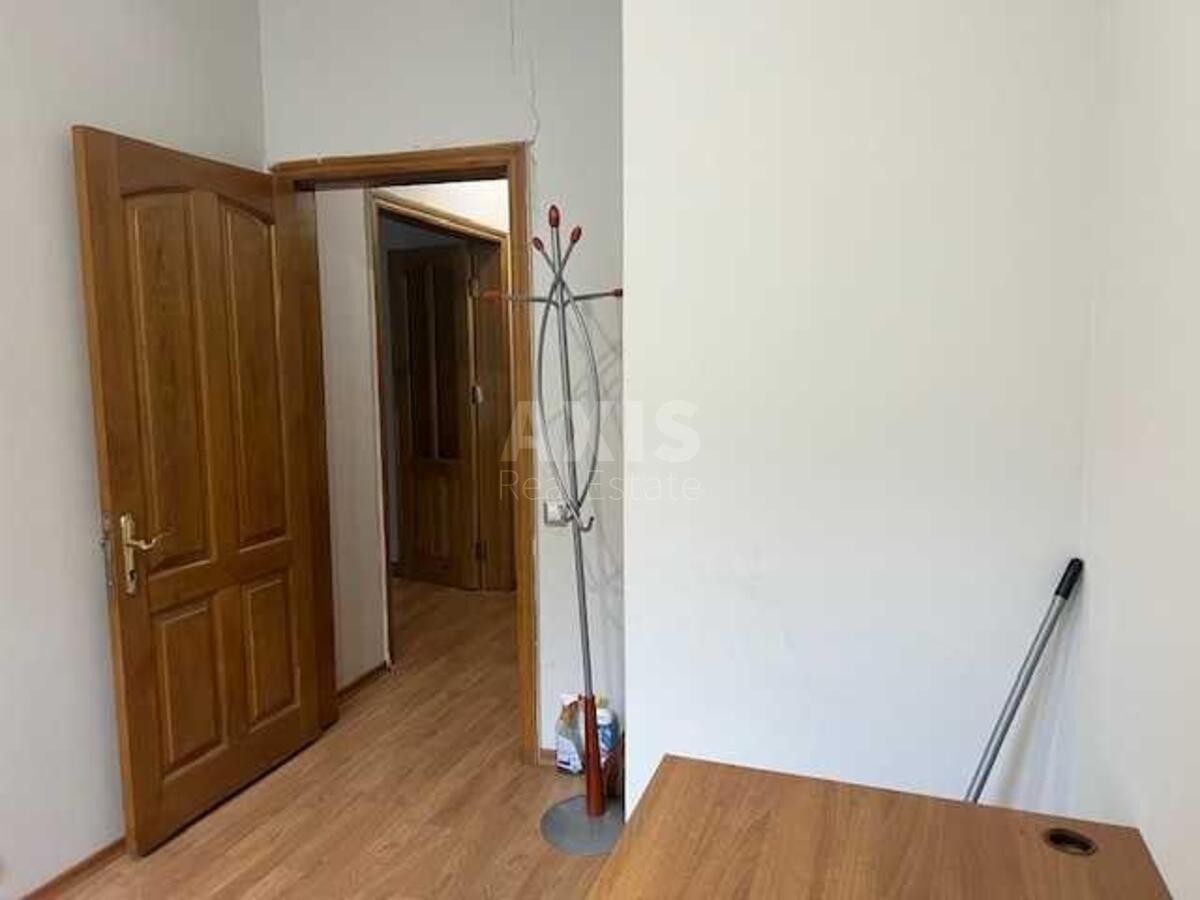 Office vul. Gonchara Olesja 36, 45m25